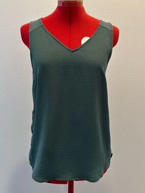 Fortune + Ivy - Sleeveless V-Neck Tank Top - Women's Size Extra Small